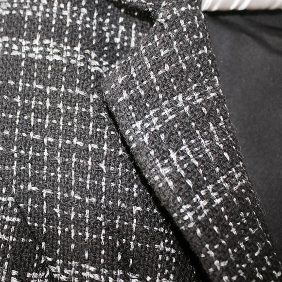 Bespoke Tailored Tweed Blazer - Picture 3 of 8